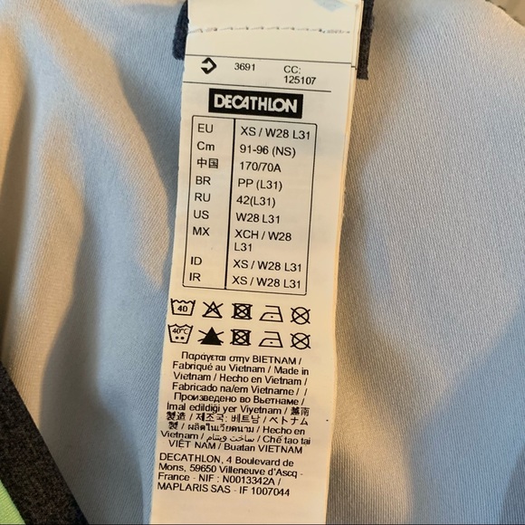 2/$15 Decathlon Black Yoga/Leggings (XS) - Picture 6 of 6